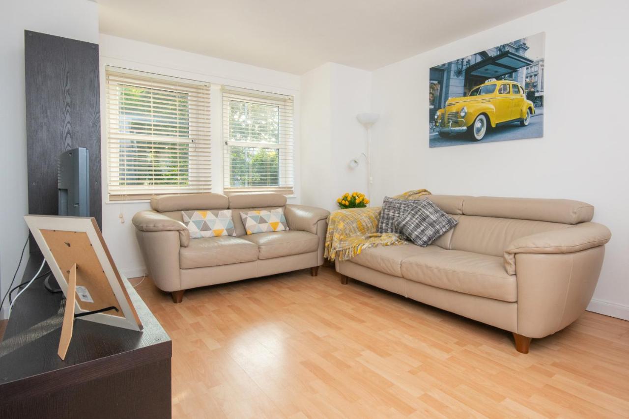 Dwellcome Home Ltd 2 Bedroom King & Double Central Apartment, Free Allocated Barrier Secured Parking Space At Rear Entrance & Fast Wifi, Ideal For Long Term Contractor, Corporate, Etc Stays, Regular Housekeeping Option - See Our Site For Assurance Aberdeen Ngoại thất bức ảnh